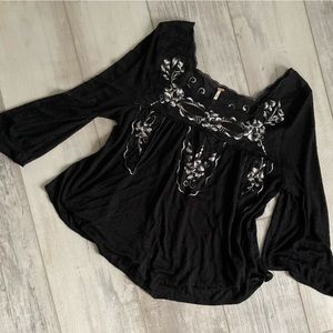 Free People Black Embroidered Peasant Top Size Extra Small